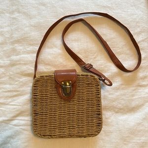 Crossbody purse